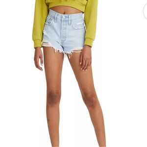 Levi's 501 distressed denim shorts light wash Size W31